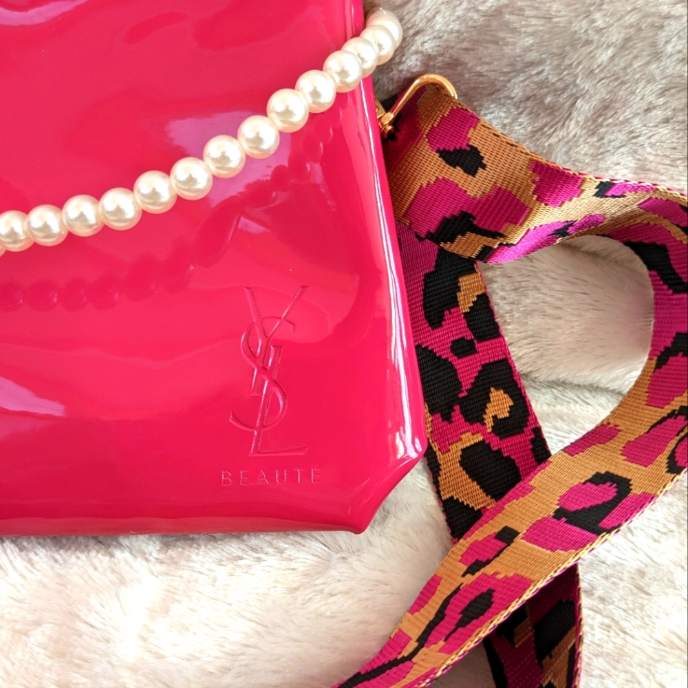 Yves saint Laurent pouch - Picture 3 of 11